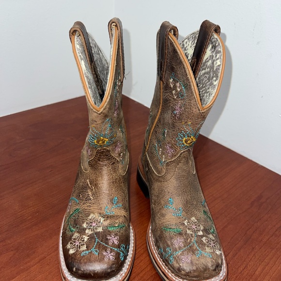Leather Cowboy Boots, Floral Embroidered, Youth 11.5, Smoky Mountain Girls - Picture 4 of 6